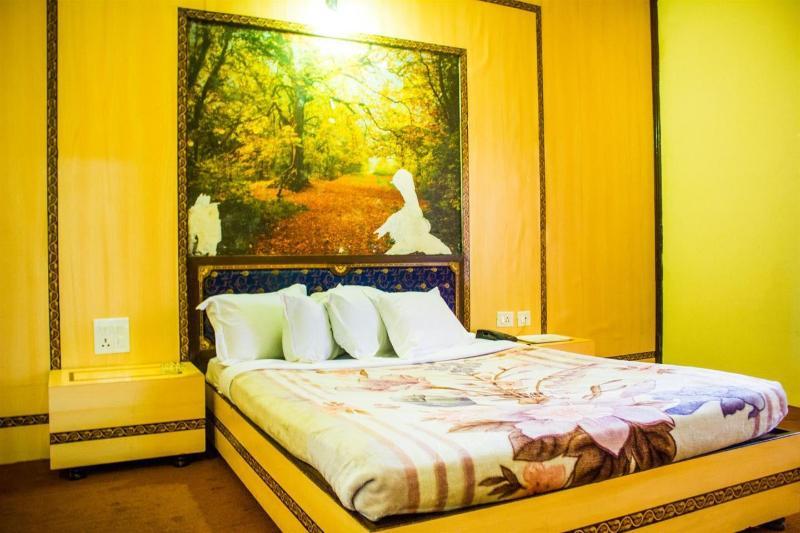 Hotel Sapphire Grand Ooty Exterior photo
